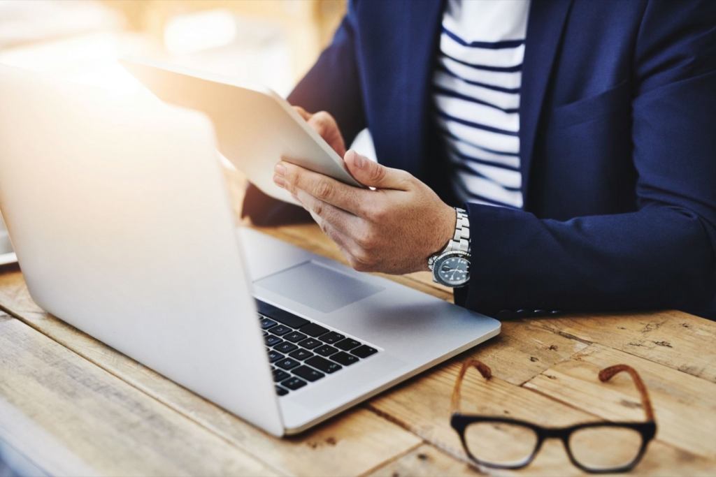 Entrepreneur's tweet card. There is a strong correlation between productivity and always knowing where you left your keys.