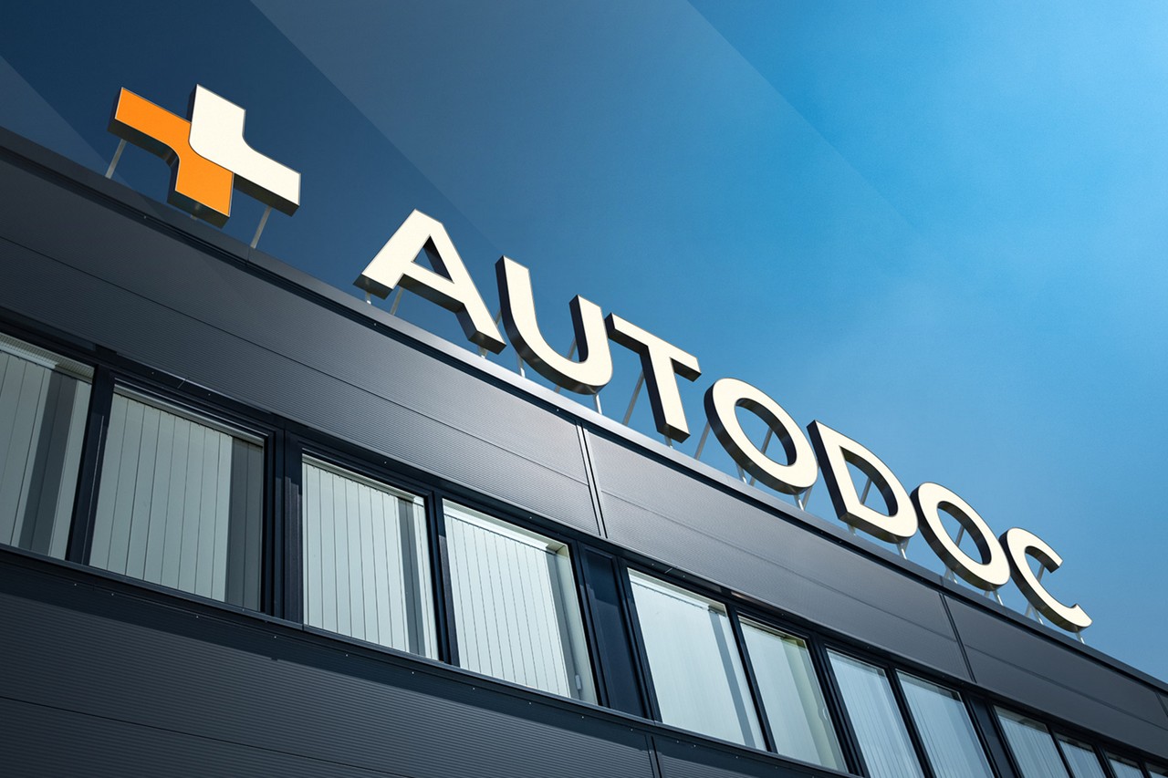 J2R_Auto's tweet card. Après la France, l’Allemagne, l’Autriche et l’Europe du Sud, Autodoc poursuit l’extension de sa marketplace au Benelux.