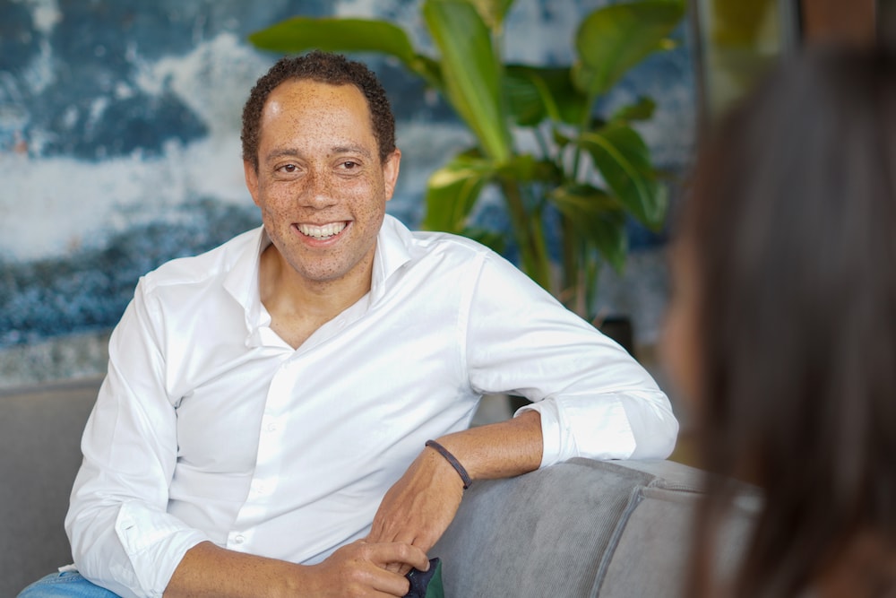 RecrTech's tweet card. Dirk Meeuws van Mysolution schetst vijf belangrijke trends voor uitzenders, detacheerders én recruiters voor 2025.