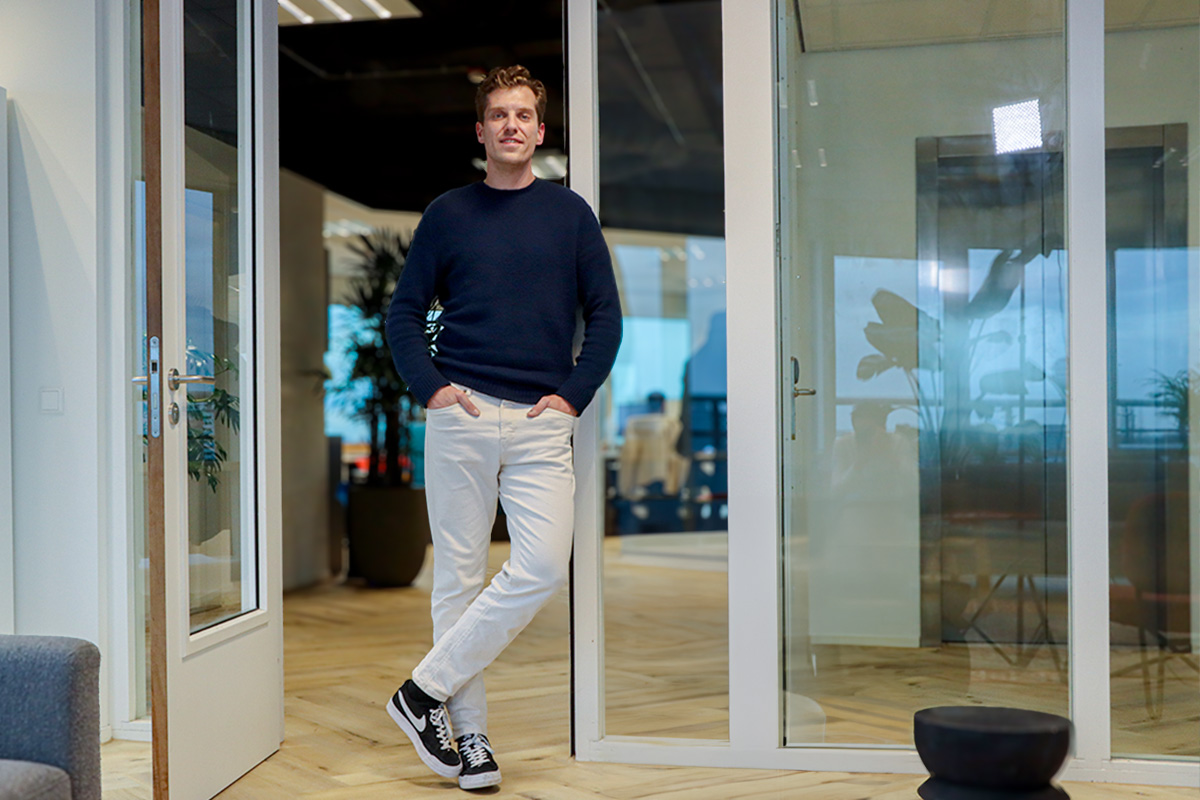 RecrTech's tweet card. Bluewave Recruitment scoorde in 2024 een tweede FD Gazellen-benoeming. In dit podcastinterview deelt mede-oprichter John Olsthoorn zijn visie op het recruitmentmarketingvak