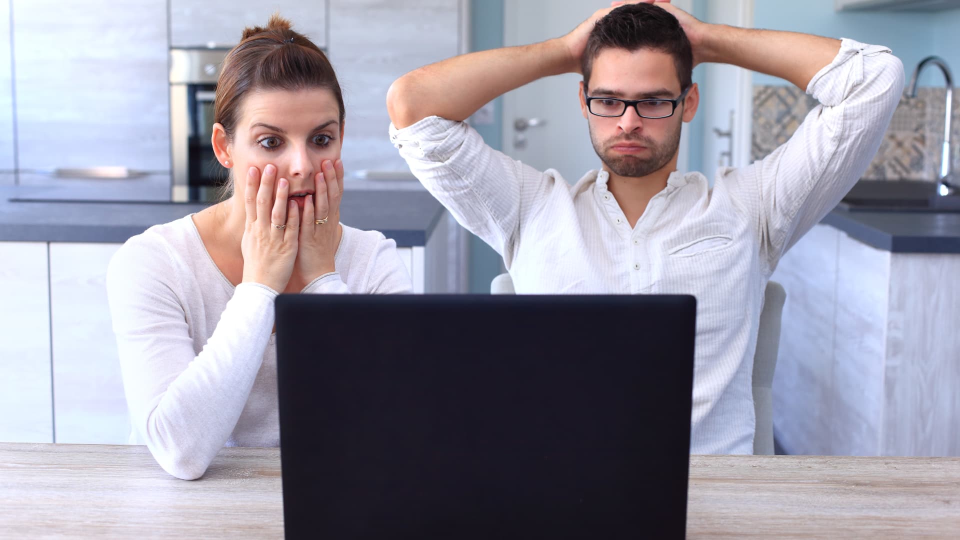 CNBC's tweet card. Figuring out how to budget for daily expenses, getting started investing so your money grows over time and making sure you'll have the money to retire is tough.