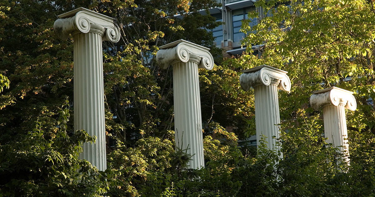 uwcse's tweet card. Each year, Qualcomm recognizes exceptional Ph.D. students with the Qualcomm Innovation Fellowship. Two of this year’s winning teams from North America featured Allen School Ph.D. students. Andrew...