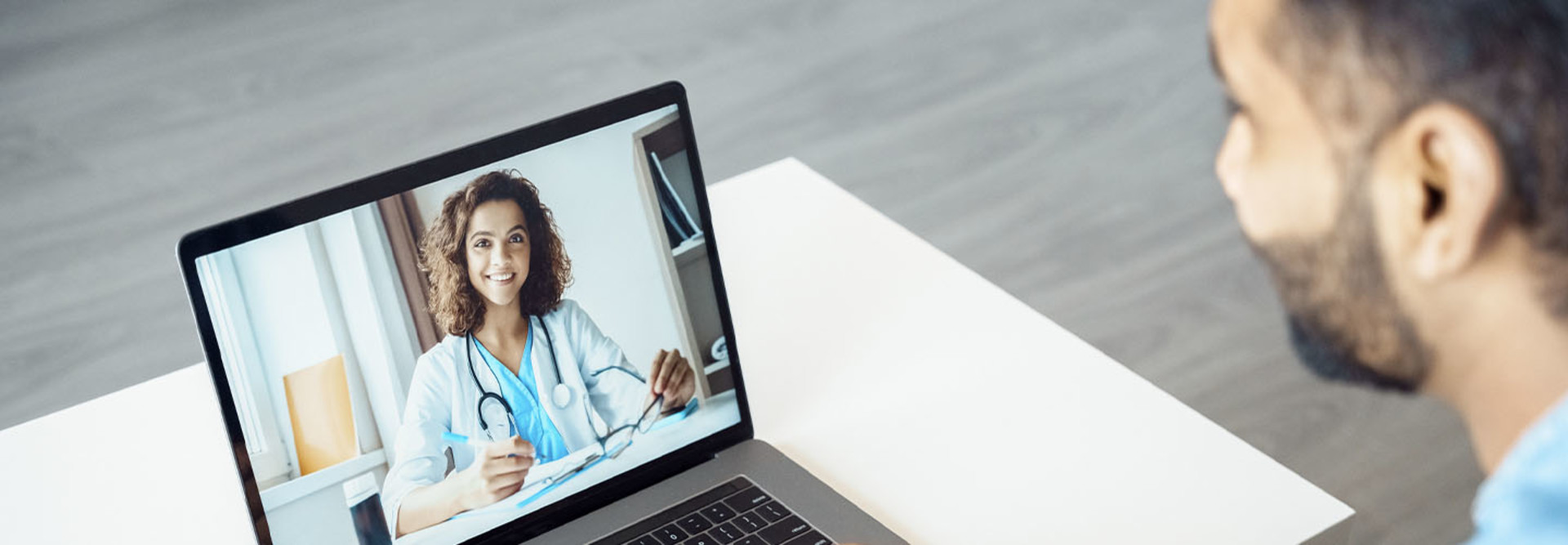 VinDNA's tweet card. A family physician based in Oklahoma shares his experience in implementing remote patient monitoring to improve care between clinic visits.