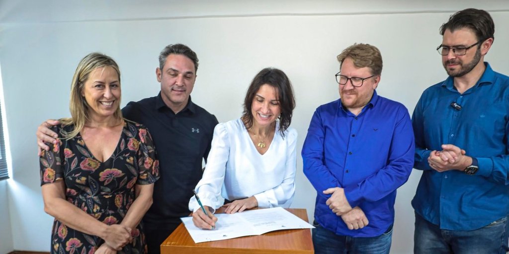 gzhdigital's tweet card. Norma prevê monitoramento também de bibliotecas e demais espaços de uso comum