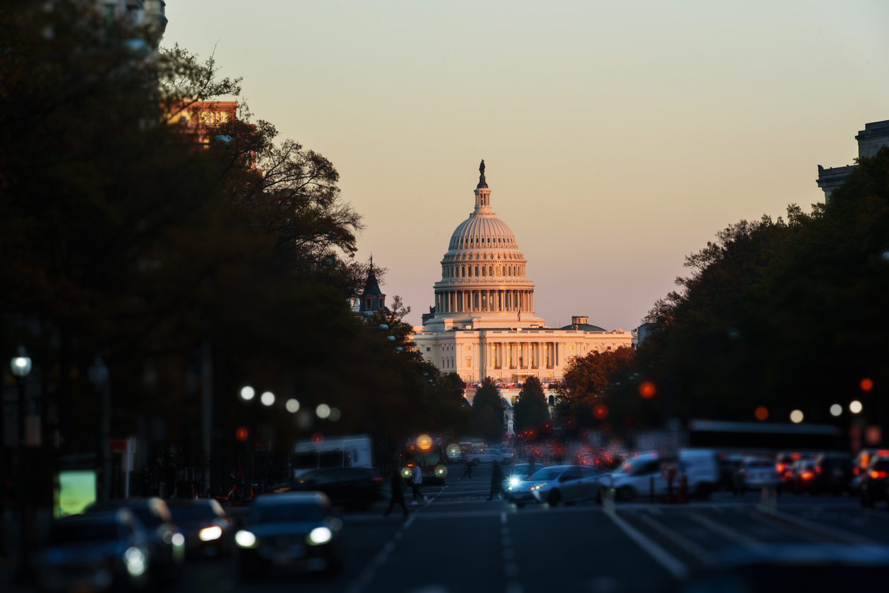 IHEPTweets's tweet card. If I were conducting my college search today, I would leverage three of the newly available data points to determine which institutions would best set me up for success after graduation: