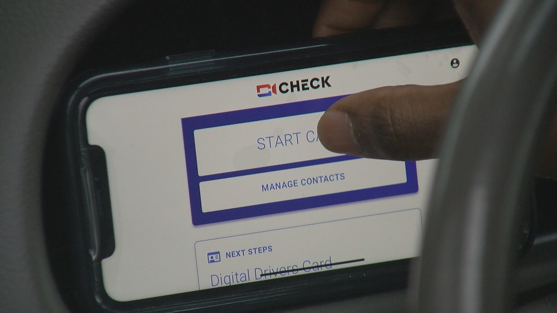 BigMike052's tweet card. A Texas man is on a mission to make police traffic stops safer for officers and drivers. When red and blue lights show up in your rearview, even if you haven’t done anything wrong, it can be a moment...