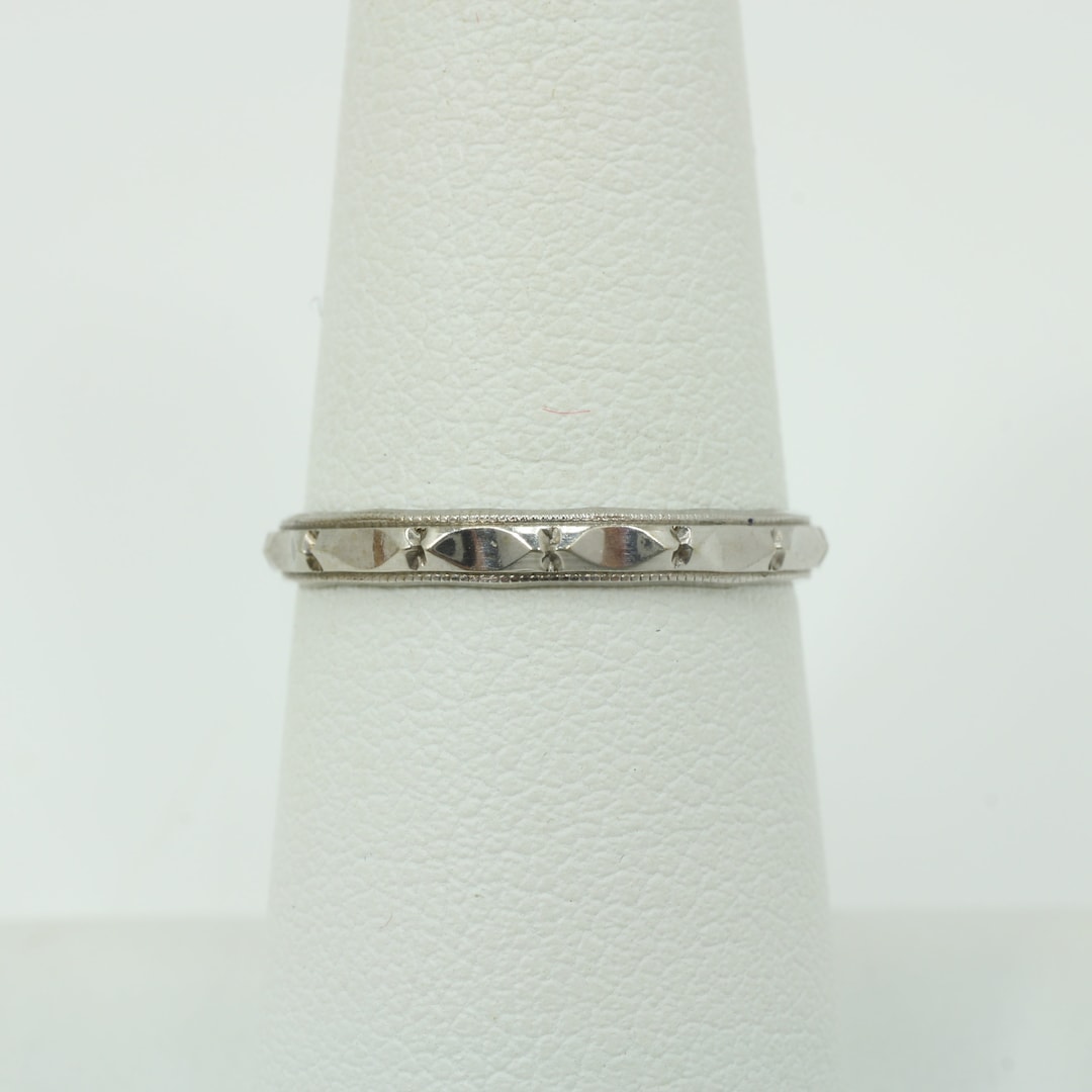 FindsSo's tweet card. This Wedding & Engagement item by SoCalRareFinds has 3 favorites from Etsy shoppers. Ships from San Diego, CA. Listed on Oct 8, 2025