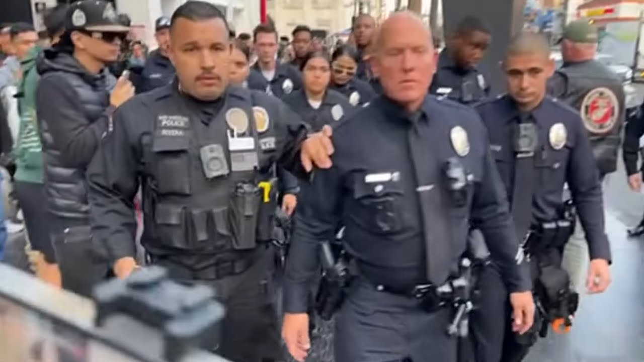 tech_recluse's tweet card. ✂️ Aaron Smith-Levin attacked in LA with Squirrel Squad