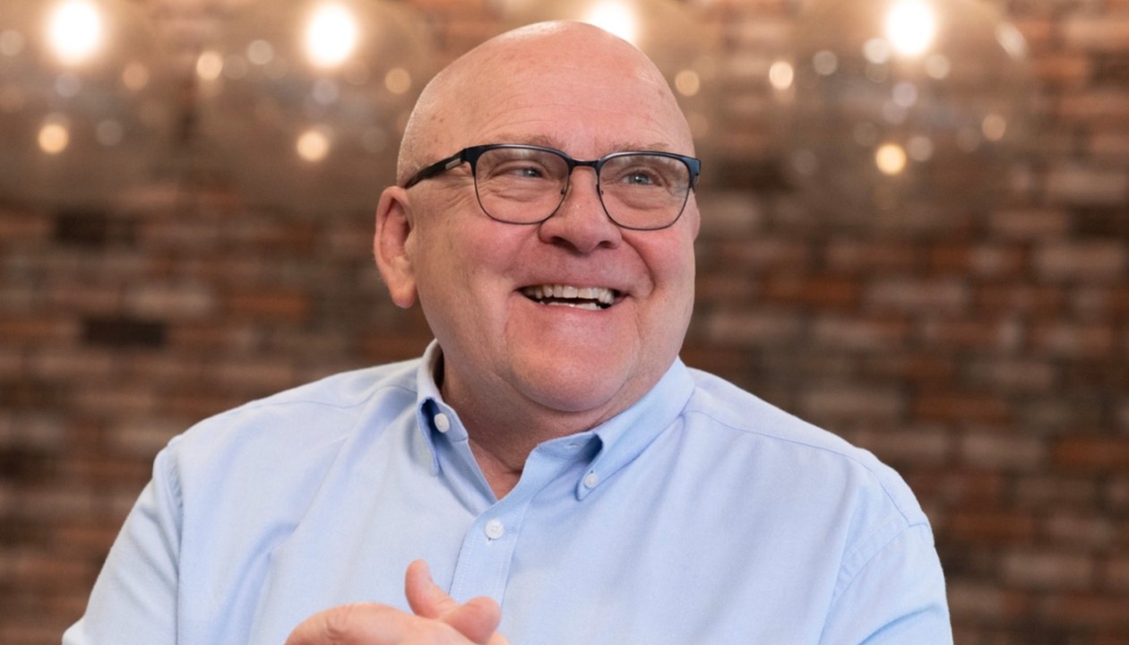 LearningMoment's tweet card. We purpose-driven business leaders and experts spend a significant portion of our lives traveling the world (at least in normal times), addressing groups of people with the hope that we might shift...