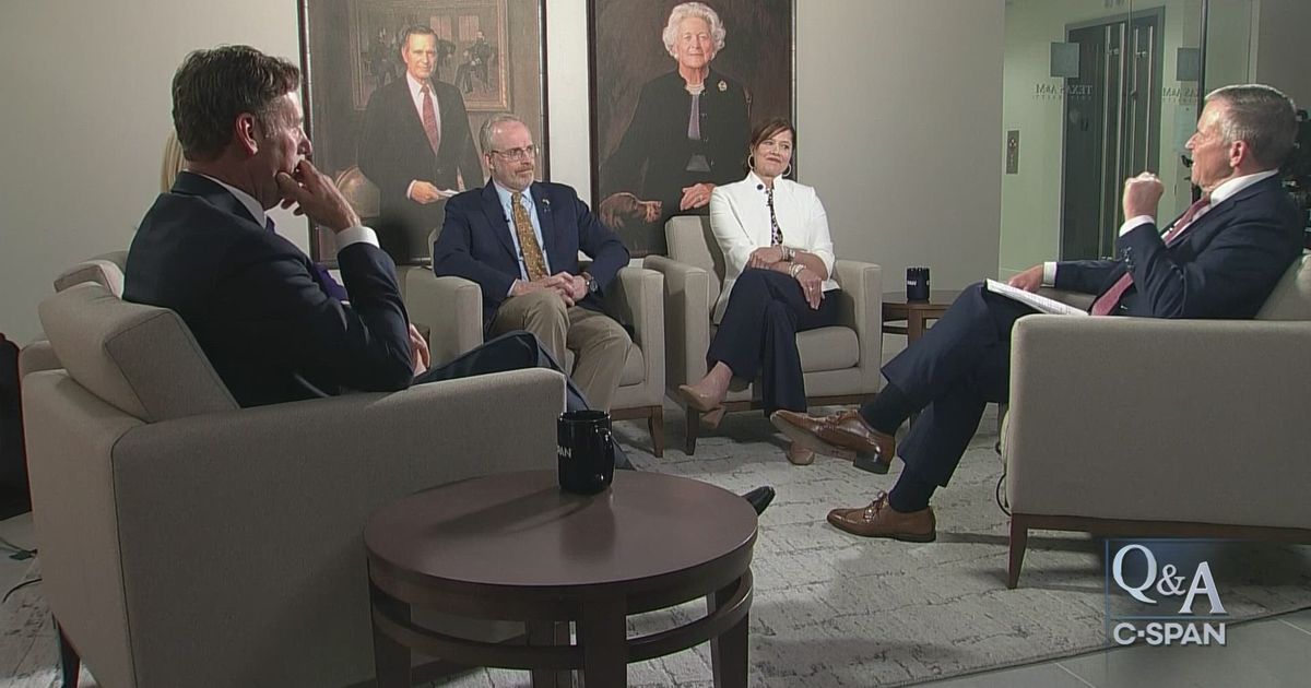 PLSprogram's tweet card. David Kramer (G.W. Bush Institute), Stephanie Streett (Clinton Foundation), Alice Yates (George and Barbara Bush Foundation), and Mark Updegrove (LBJ Foundation) talked about preserving the legacies...