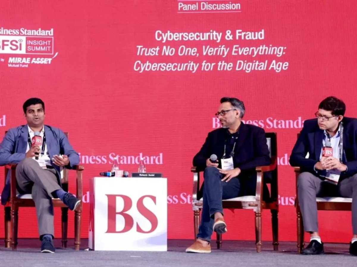 bshindinews's tweet card. BFSI Zero Trust Model: ‘ज़ीरो-ट्रस्ट मॉडल’ हर यूजर्स और डिवाइस को अविश्वसनीय मानता है और सिस्टम या डेटा तक पहुंच देने से पहले लगातार वेरिफिकेशन की मांग करता है