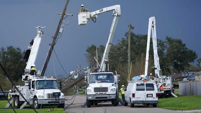 CWatkinsWESH's tweet card. A bright light in dark times was a welcome relief for parts of New Orleans.