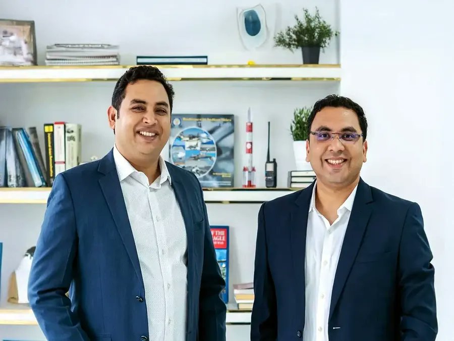 CuriousCatsAI's tweet card. Ulook raises ₹19 crore (approximately $2.3 million) to accelerate satellite and AI development, co-led by GrowX and InfoEdge Ventures.