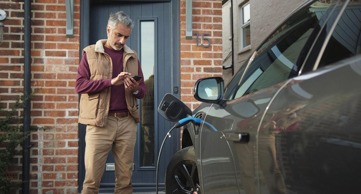 _Raspberry_Pi_'s tweet card. Telia y Plugit impulsan la expansión de estaciones de recarga en Finlandia utilizando datos de movimiento de multitudes