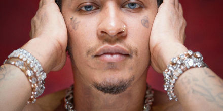 youngthug's tweet card. Listen to UY SCUTI by Young Thug.