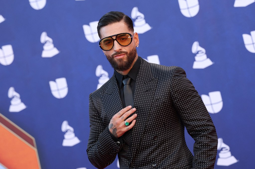 labellakath's tweet card. Check out the best photos from the Latin Grammy Awards 2025 red carpet.