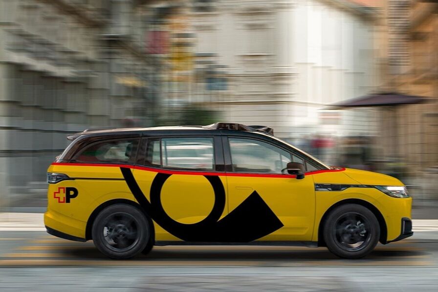 RLDI_Lamy's tweet card. Le géant chinois s'associe à l'opérateur PostBus, filiale de Swiss Post, afin de faire circuler ses taxis autonomes Apollo Go RT6 dans l'est...-Intelligence artificielle