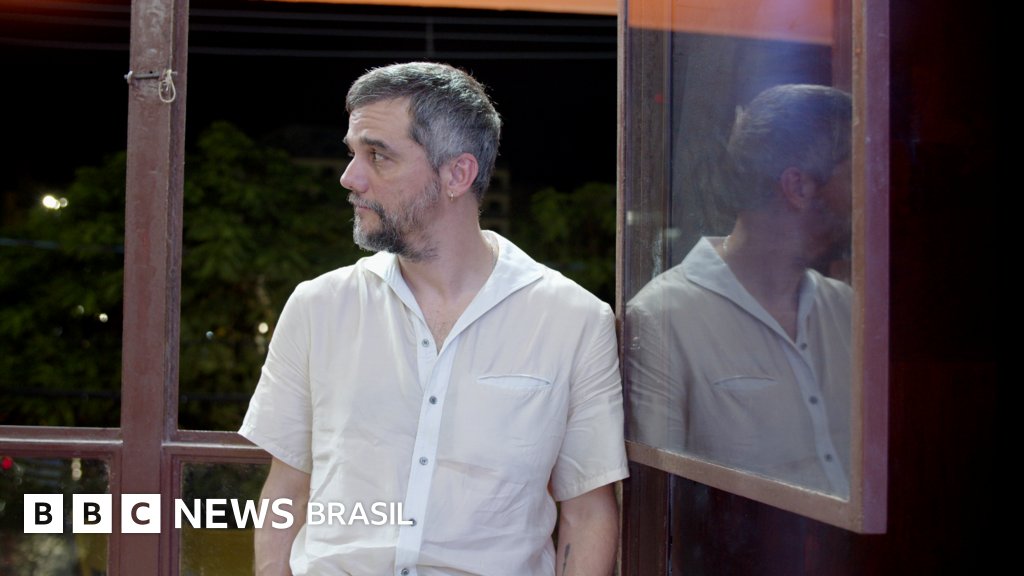 GayerGus's tweet card. Em entrevista à BBC News Brasil, o ator Wagner Moura celebra condenações de Bolsonaro e ex-assessores no STF por golpe de Estado enquanto lamenta momento político nos EUA, onde ele vive há sete anos:...