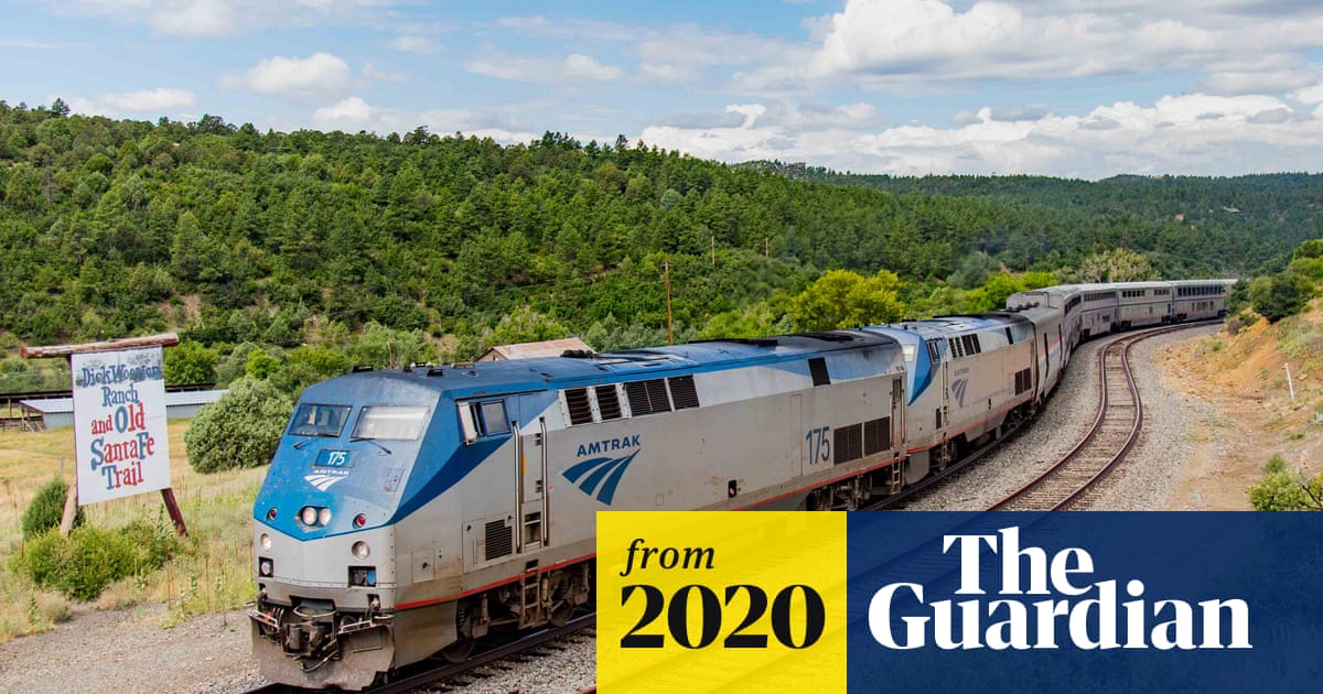 seatsixtyone's tweet card. With Elvis’s Mystery Train playing on his headphones, our writer rides Amtrak’s Southwest Chief from Illinois to Arizona through big landscapes and small towns