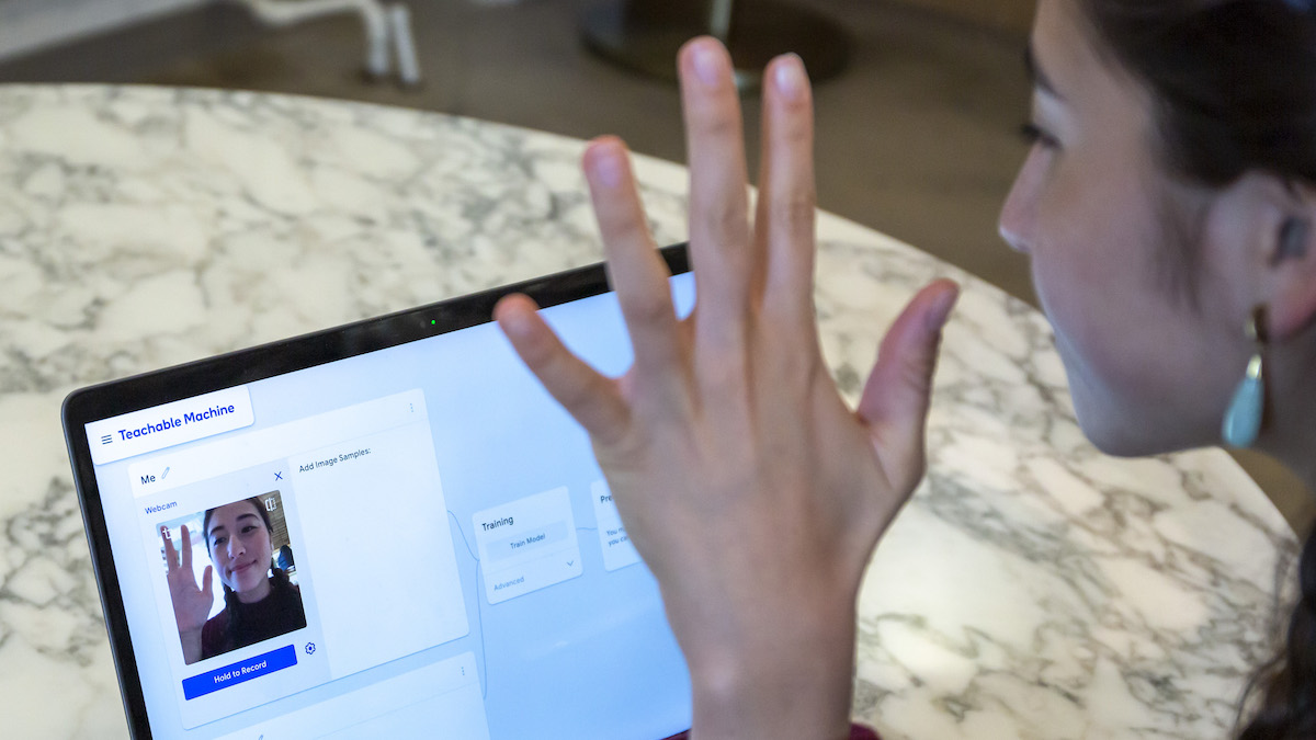 WEGNERJOASH's tweet card. Train a computer to recognize your own images, sounds, & poses. A fast, easy way to create machine learning models for your sites, apps, and more – no expertise or coding required.