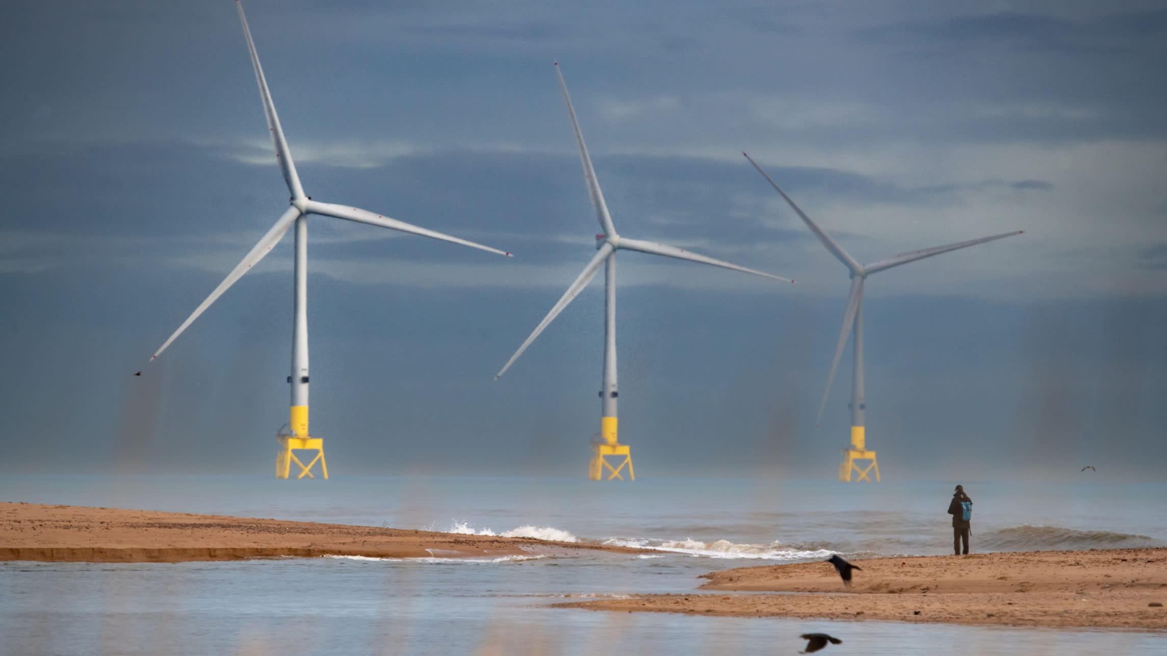 JMGlachant's tweet card. Ministers increase ‘contracts for difference’ to 20 years in a bid to bolster investor confidence in Britain’s renewable sector