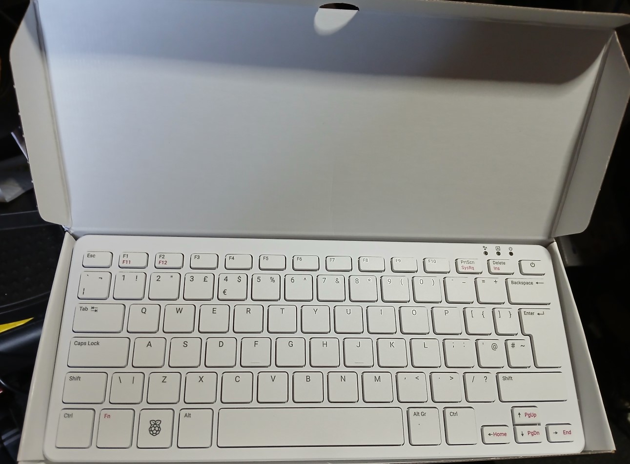 micromikemck's tweet card. Raspberry Pi 500 features the same quad-core 64-bit Arm processor and RP1 I/O controller found in Raspberry Pi 5. With a one-piece aluminium heatsink built in for improved thermal performance, your...