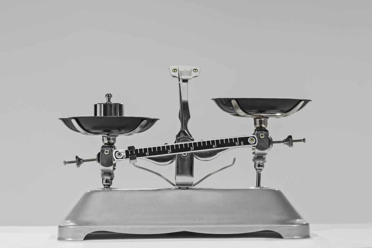 skominers's tweet card. Boris Johnson’s mission to rebalance the scales is a great excuse for a pounds-and-ounces puzzle.