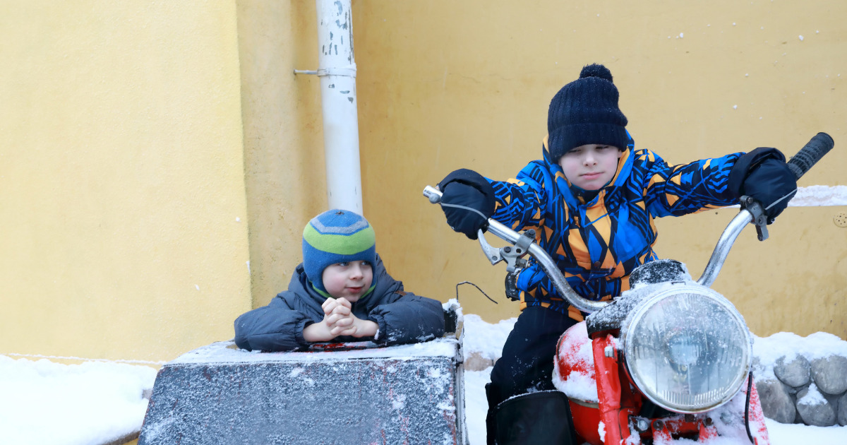 motoconnectweb's tweet card. 朝晩はずいぶんと冷え込むようになってきましたね。でも昼間は暖かい日もあり、服装選びが難しい季節でもあります。