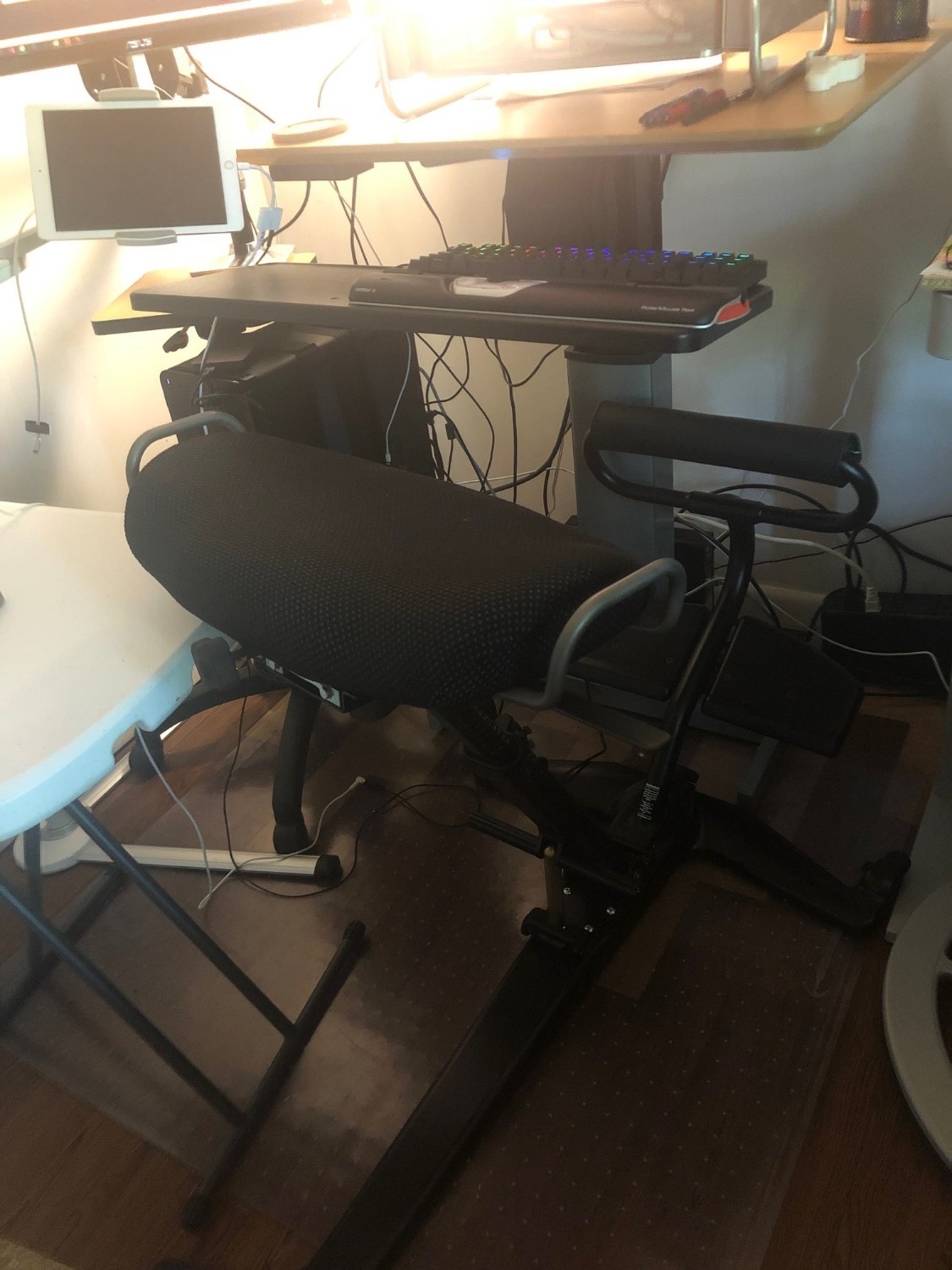 Ergoprise's tweet card. Big props to the inventor of this chair. I went through a bunch of different styles of adjustable seating before finally finding this one. Spent literally thousands of dollars over the last few...