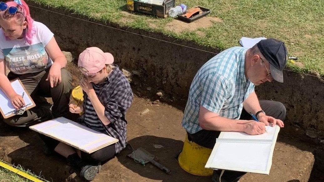 DrabbleHistory's tweet card. Save Sheffield's Archaeology Department