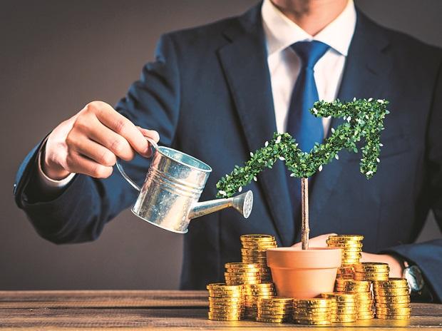 hobbiate_search's tweet card. The firm is now looking at launching a new line of business in the e-commerce space