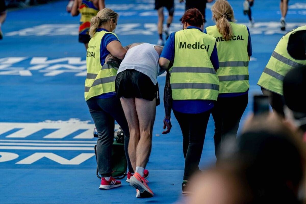 MaestroAngeles's tweet card. La práctica de las autopsias en caso de muertes súbitas depende de que una autoridad judicial como la Policía o la Guardia Civil la solicite