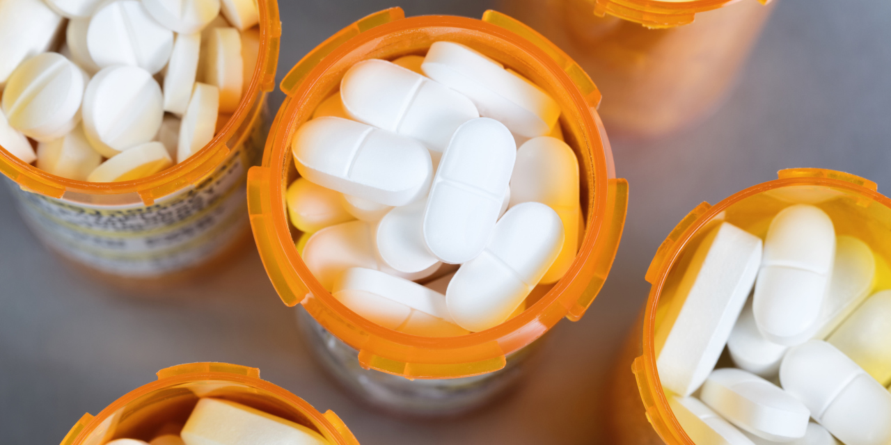 JonelleElgaway's tweet card. The CDC says its 2016 opioid guidelines were wrongly implemented, cutting off chronic pain patients who should have received medication.