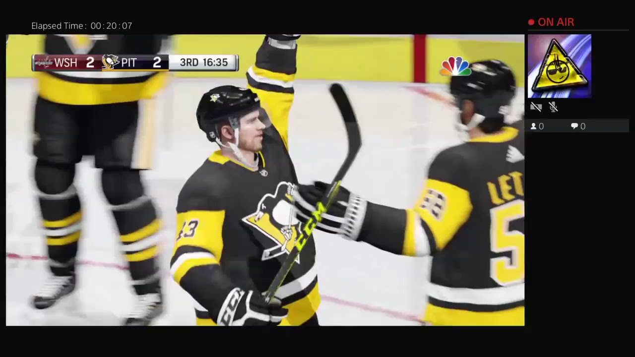 ForBestHosting's tweet card. NHL18