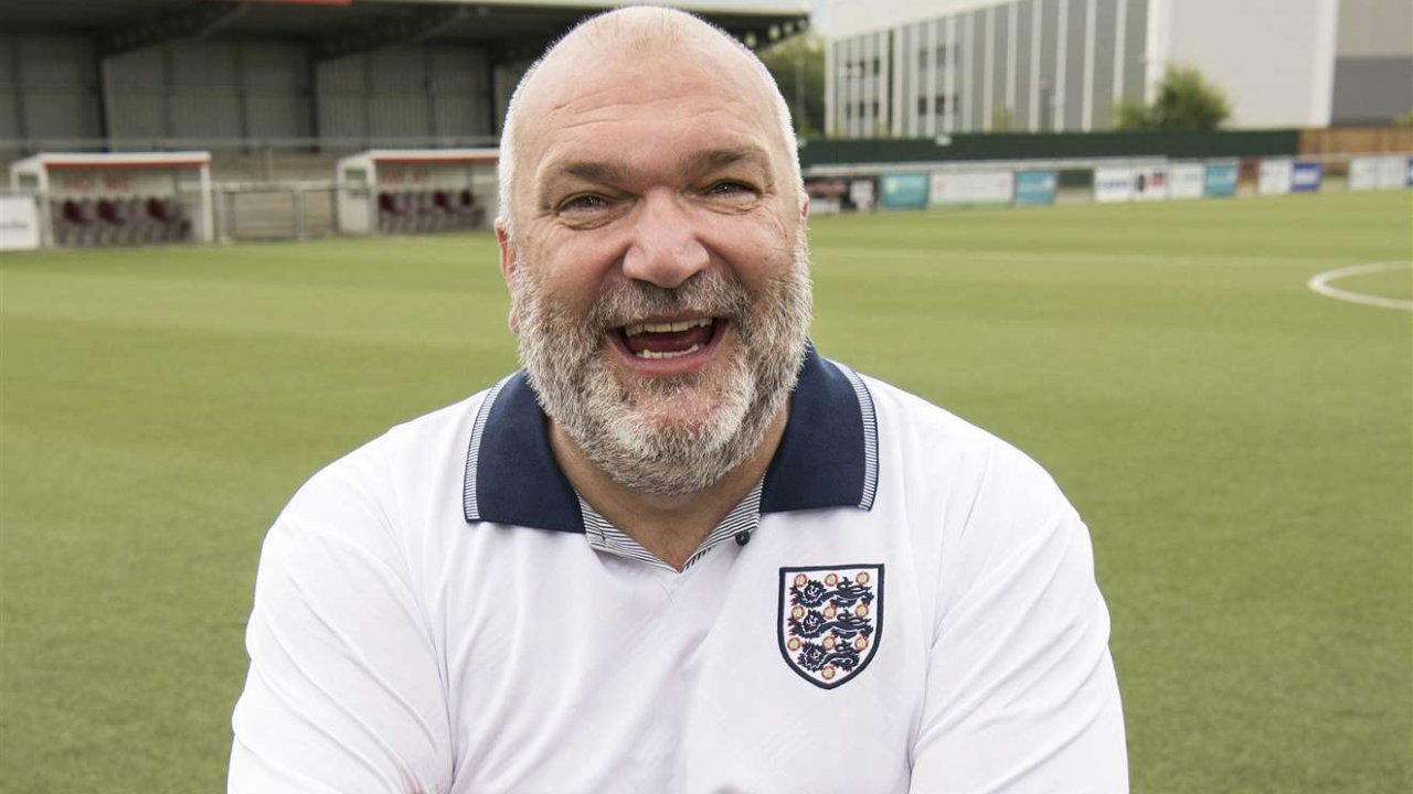 iwcponline's tweet card. One lucky reader will win two VIP tickets to see Neil ‘Razor’ Ruddock at Medina Theatre.