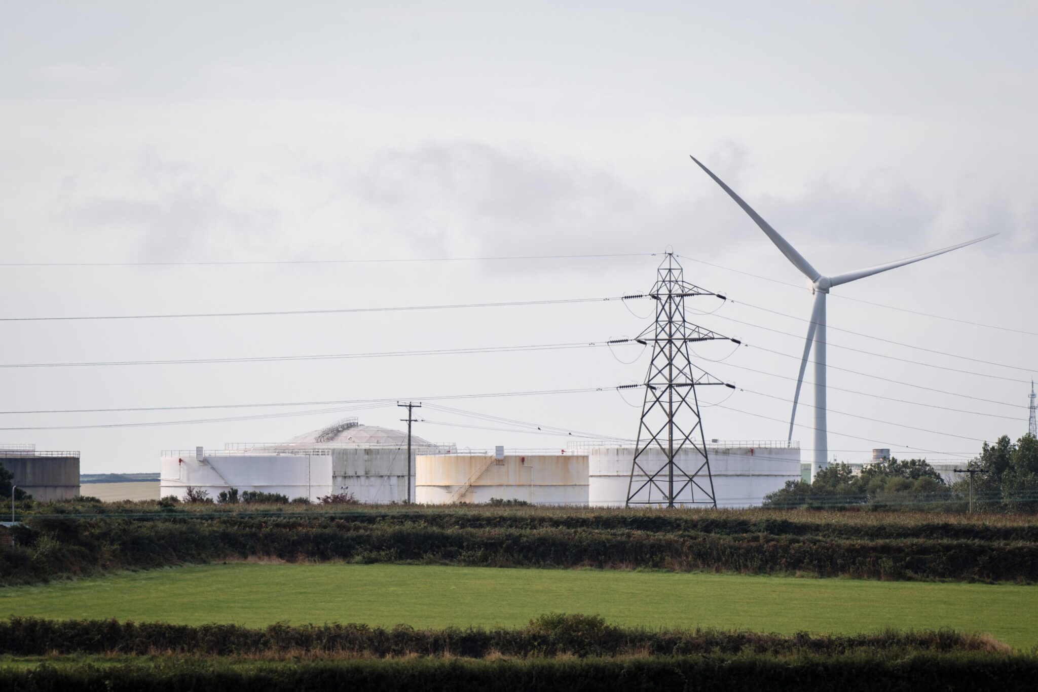 Natural_Allies's tweet card. An energy policy without natural gas means 50% more greenhouse gas emissions from coal. We can, and should, embrace carbon-free power — wind, solar, hydro, nuclear — and do it alongside natural gas,...