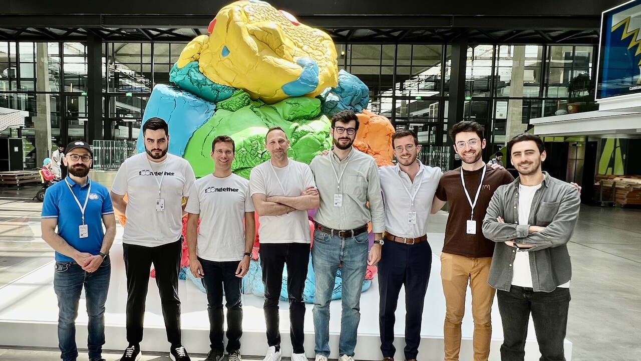 PascalCondamine's tweet card. After working with startups for a decade, I’ve seen a lot of trends come and go. Think blockchain, think IoT… But what’s happening in AI is exceptional, for many reasons.