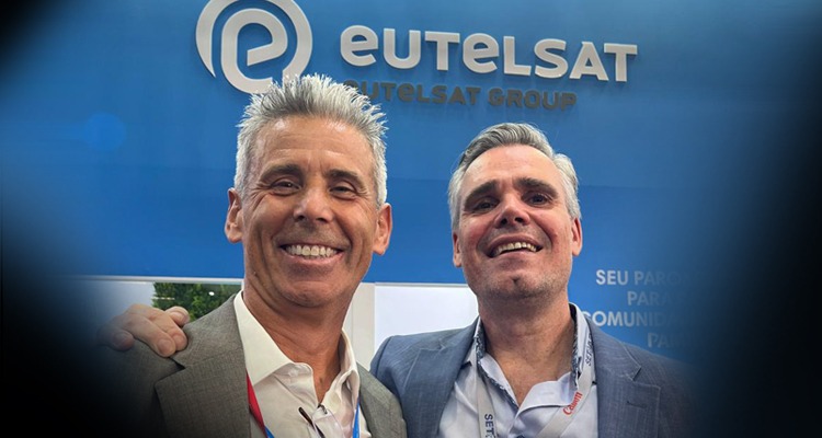 prensario's tweet card. Qem Somos Uma equipe global de profissionais apaixonados acredita que nada é sagrado em nosso negócio e, desafiando a si mesma e seus clientes com novos conceitos e ideias, a empresa continua criando...