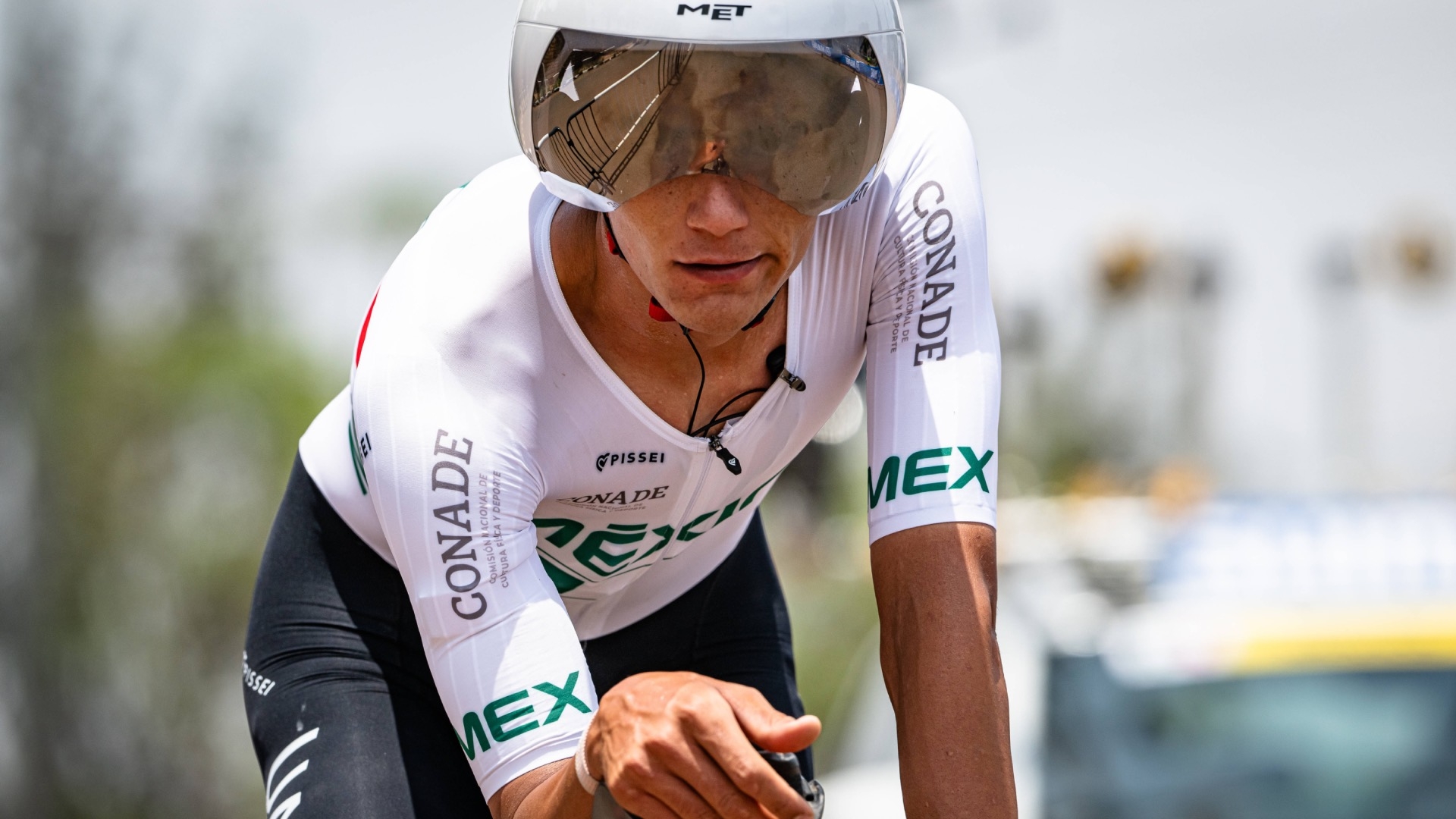 nmas's tweet card. El ciclista de Ensenada volvió a competir en México y brilló en la contrarreloj individual de la categoría Élite