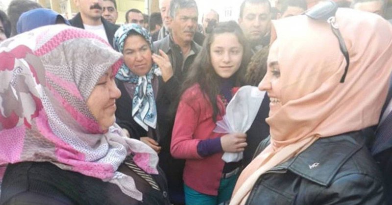 Tweet card summary image