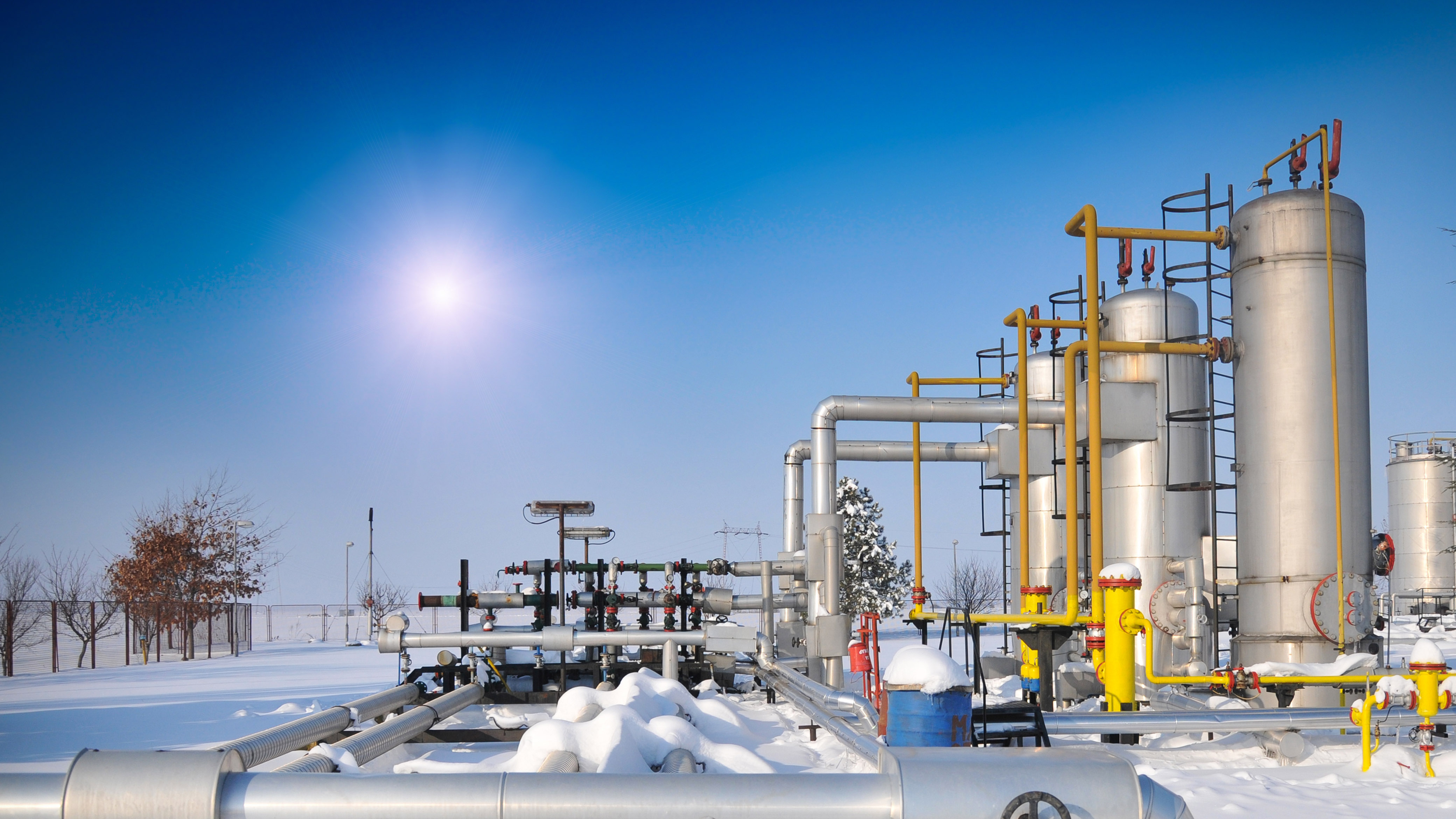 CSIS's tweet card. The CSIS Energy Security and Climate Change Program will host a dialogue with Senator Lindsey Graham (R-SC) and Senator Richard Blumenthal (D-CT) to discuss the intersection of energy and foreign...