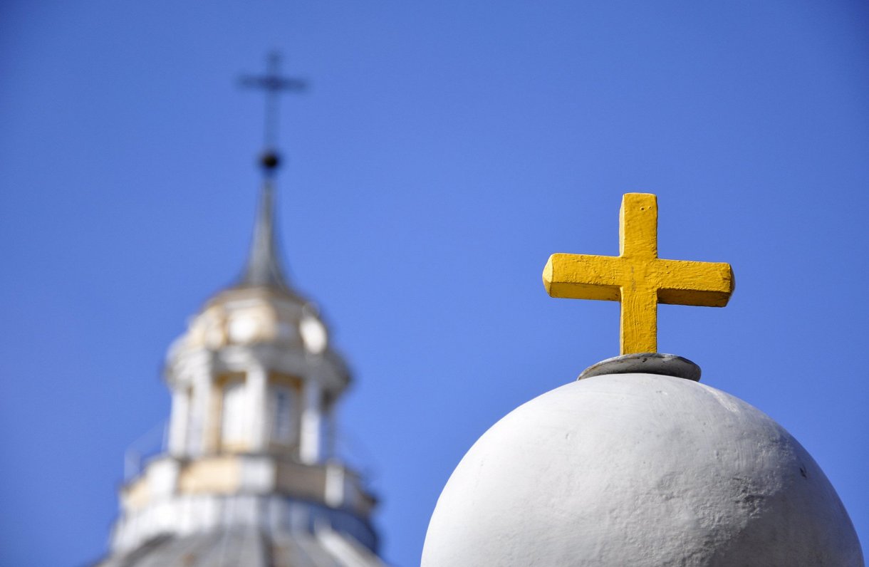 ltvzinas's tweet card. Rīgas pilsētas tiesa bijušajam Rīgas Svētā Alberta draudzes prāvestam Krišjānim Dambergam par bērna seksuālu izmantošanu baznīcas telpās piesprieda cietumsodu uz astoņiem gadiem, kā arī probācijas...