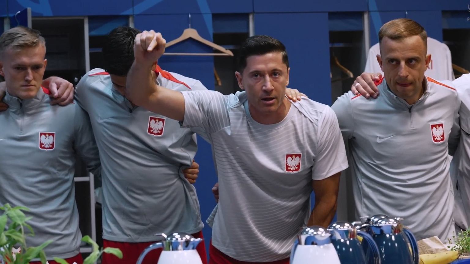 MichalTrelaBlog's tweet card. Mają mistrza świata Formuły 1, doskonałych piłkarzy, świetnych kolarzy, lekkoatletów i panczenistów. Na każde 700 tysięcy mieszkańców przypada tam jeden złoty medalista olimpijski. Holandia jest...