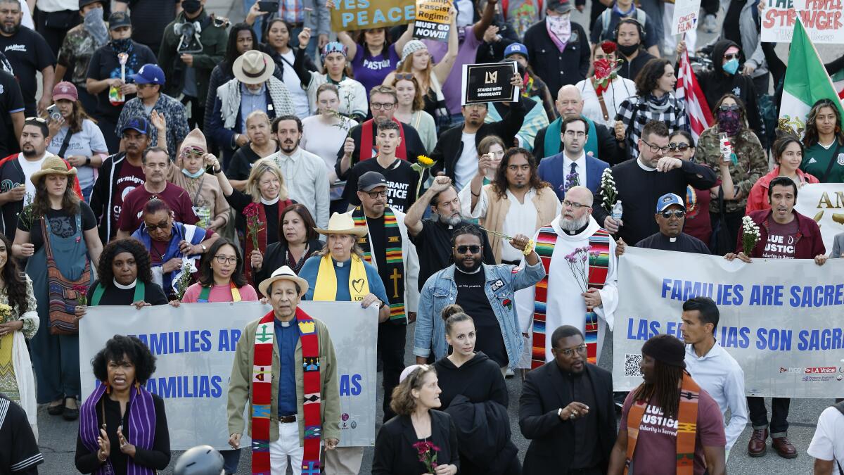mckellar_joseph's tweet card. Los Angeles police arrested at least 25 people Tuesday night amid a curfew downtown as faith leaders made calls for "nonviolent resistance."