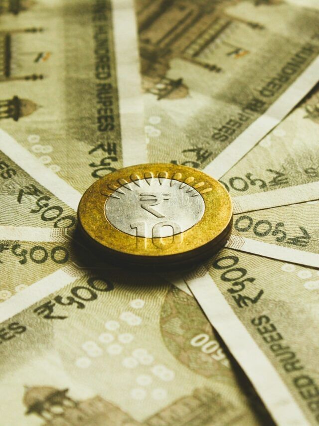 TV9Marathi's tweet card. भारतीय नोटा कशापासून तयार होतात ?परंतू तुम्ही कधी विचार केला आहे का की नोटा नेमक्या कशापासून तयार होतात.