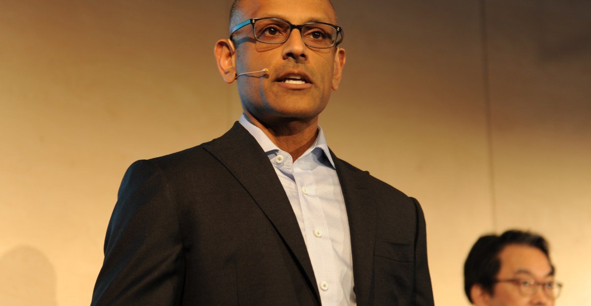 wizconsults's tweet card. Microsoft is positioning GitHub as the central hub for AI coding agents by introducing Agent HQ, which integrates external tools like OpenAI’s Codex and Anthropic’s Claude to maintain its relevance…