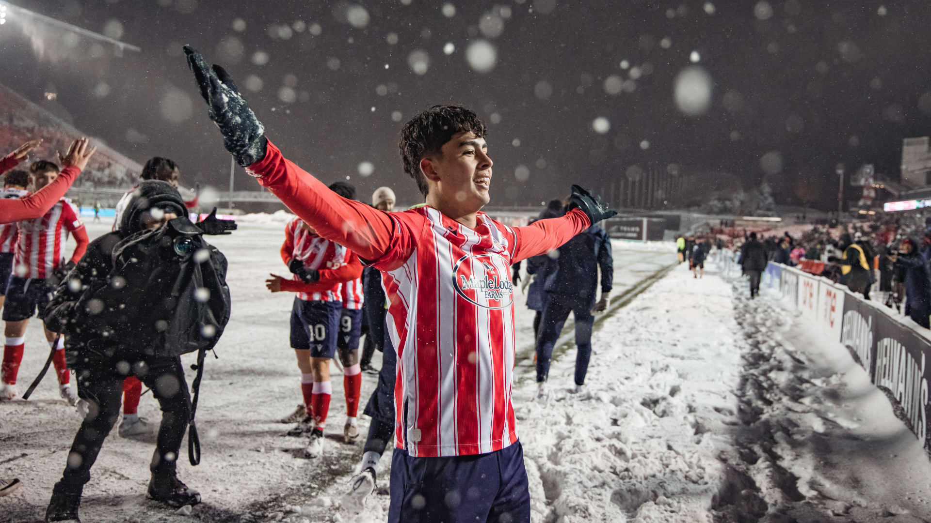 CPLsoccer's tweet card. Extra time, an icicle kick, and a whole lot of snow all led to Atleti hoisting the North Star Cup.