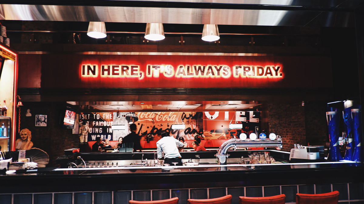 onehitGit's tweet card. TGI Fridays, which 461 locations worldwide, has filed for Chapter 11 bankruptcy.