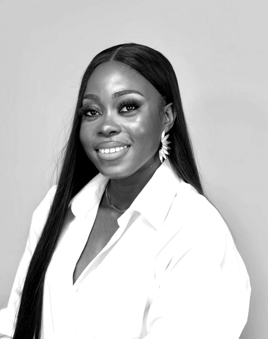 queen_ugomma's tweet card. Home | Portfolio