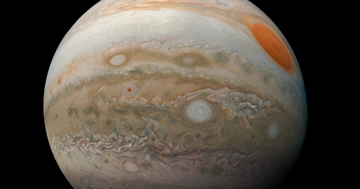 johncwright2's tweet card. You won't need a telescope to get some incredible views of our solar system's largest planet.